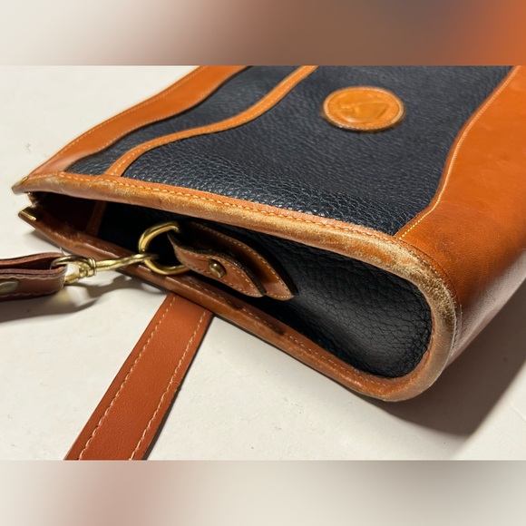 Vintage Dooney & Bourke DB Shell Brown Leather Purse Hand Bag Shoulder Bag - Picture 9 of 10